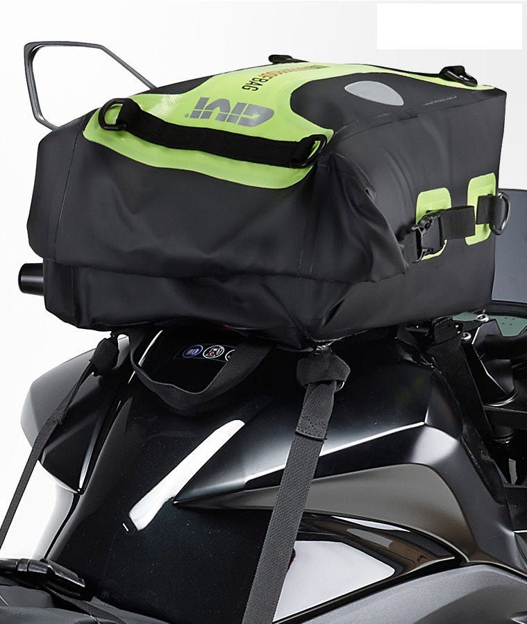 Givi WP406 20 Lt Waterproof - Image 4