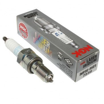 NGK 7556 IMR9E-9HES Laser Iridium Spark Plug